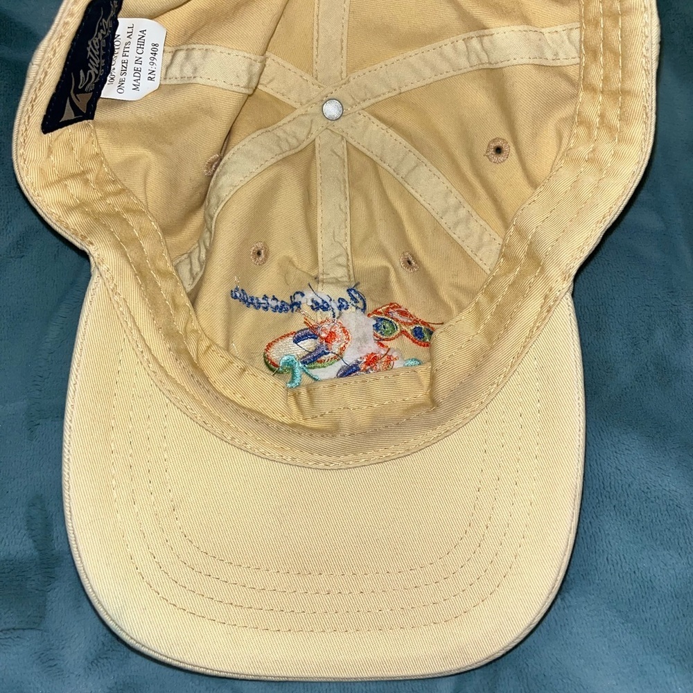 Cape Hatter yellow hat - Picture 5 of 8